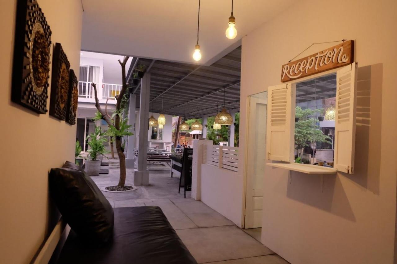 Pom Pom'S Bali Apartments Kerobokan Exterior foto